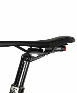 C14 MAG Akku-Rücklicht 45 Lumen, Schwarz Von LUPINE 13 C14 MAG Akku-Rücklicht 45 Lumen, Schwarz Von LUPINE -Reperatur & Pflege Verkäufe 3lraU8pNgPIEmDmazzJ4JZ 33012118 002 3