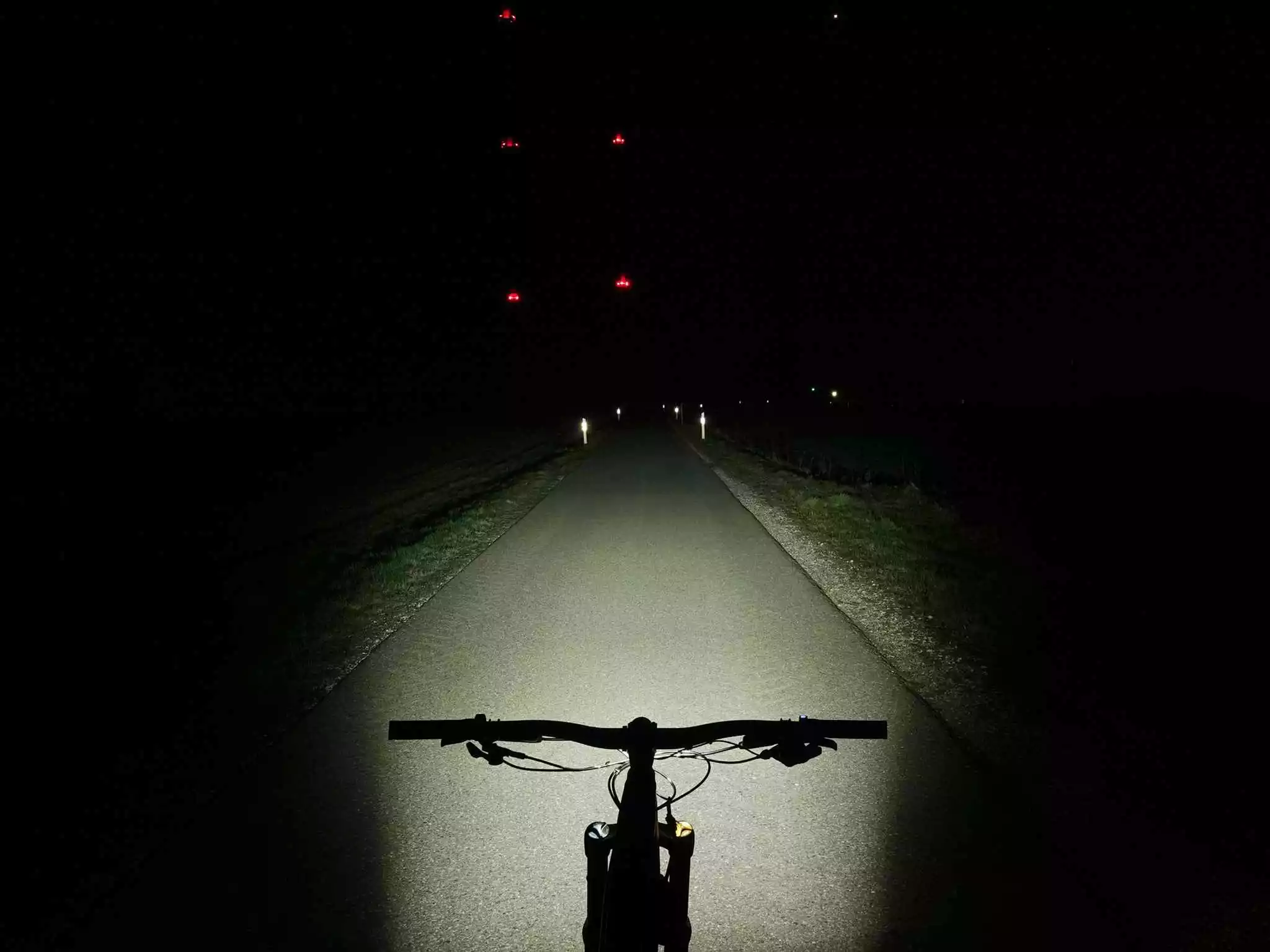 SL NANO AF 5 Auf-/Abblendlicht 1100lm, Schwarz Von LUPINE 7 SL NANO AF 5 Auf-/Abblendlicht 1100lm, Schwarz Von LUPINE – Bild 7